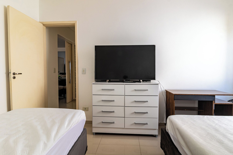 Room 3, Apartamento Enseada 32, Guarujá
