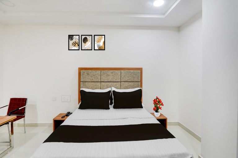 Facilities 3, Deluxe With Twin Bed Vishnu Grand, Warangal