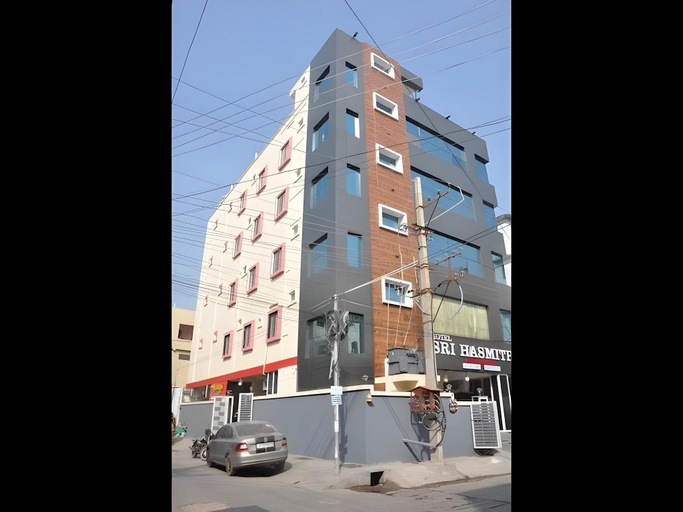 Exterior & Views, Hotel Sri Hasmitha, Krishna