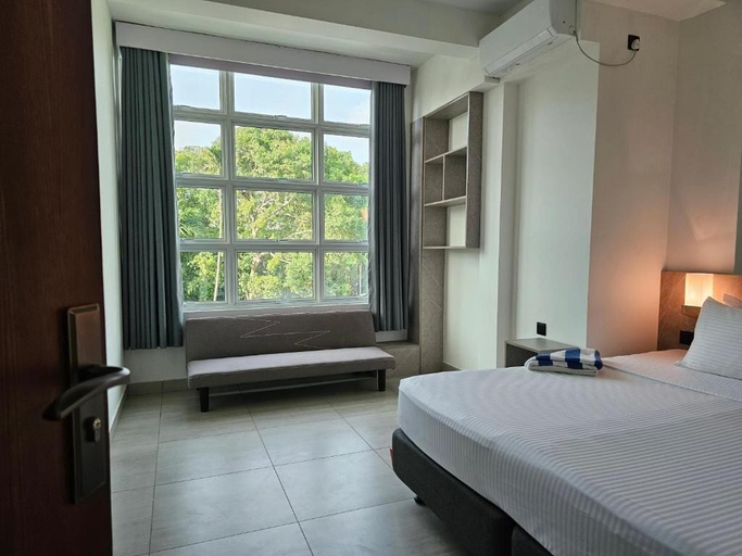 Room 3, Shams Thoddoo
