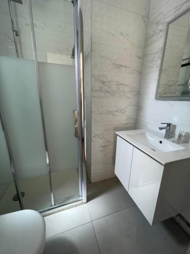 Bathroom 4, Ezz'Hotel, Pyrénées-Orientales