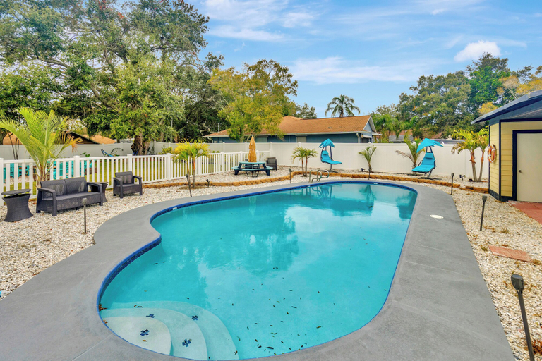 Primary image, Villa Valentino Luxury 8BR Villa & Pool, Pinellas
