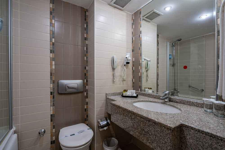 Bathroom 5, Palmeras Beach Hotel, Alanya