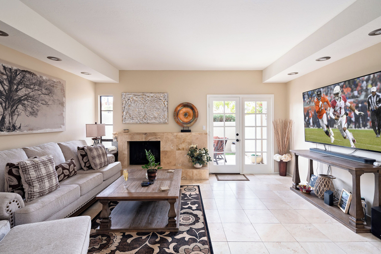Interior 4, Biltmore Bliss-pool-pickeball-gym-mountain Views, Maricopa