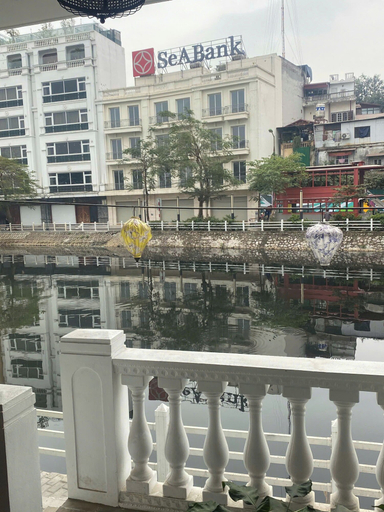 Front of property, Tranquil Truc Bach, Ba Đình