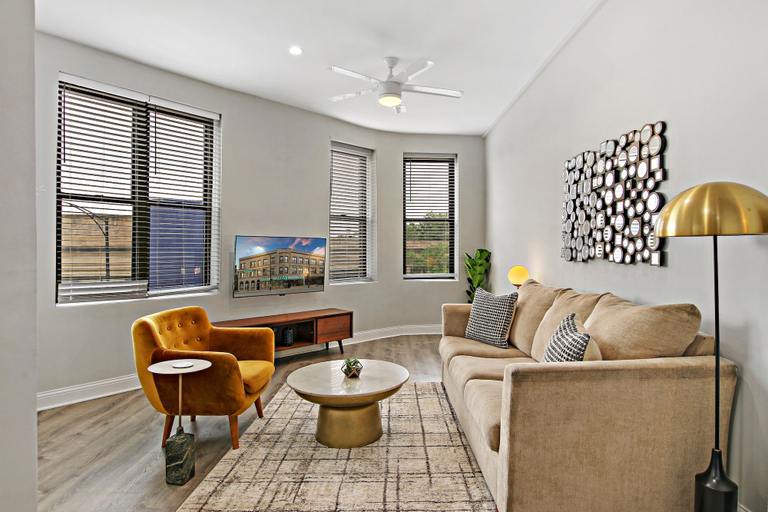 Living area 5, Central Park 3BR - CP S6, Cook