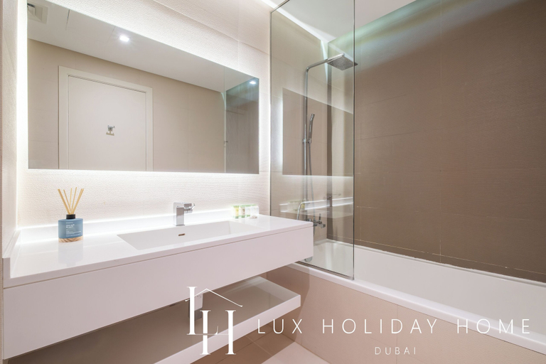 Bathroom 4, LUX The West Avenue Dubai Marina Suite, Dubai