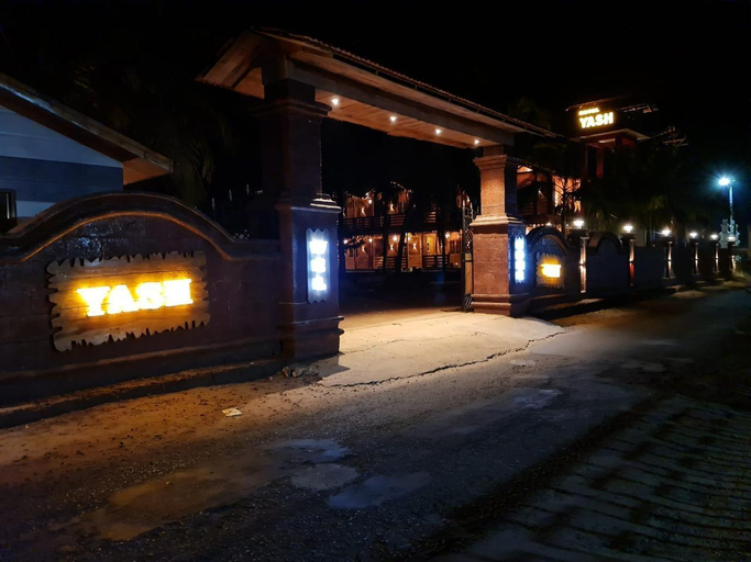 5, Hotel Yash Nyahari Niwas, Sindhudurg