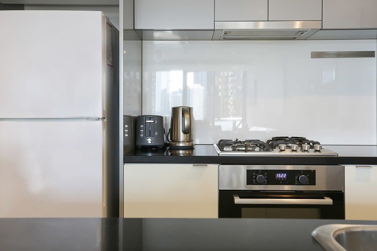 Interior 3, Southbank 2BR Apt City Views, Free Parking, Melbourne