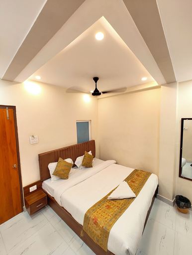 Room 5, Hotel BN&K Grand Varanasi, Varanasi