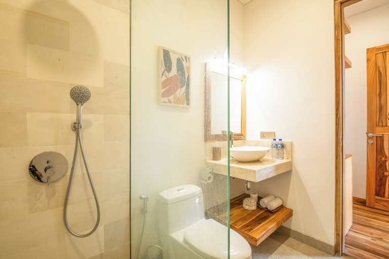 Exterior 4, Luxurious 6 BR With Sea View, 5 Mins to Savaya, Badung