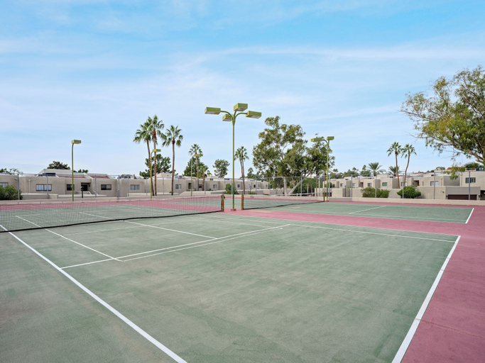 Interior 3, Biltmore Bliss-pool-pickeball-gym-mountain Views, Maricopa