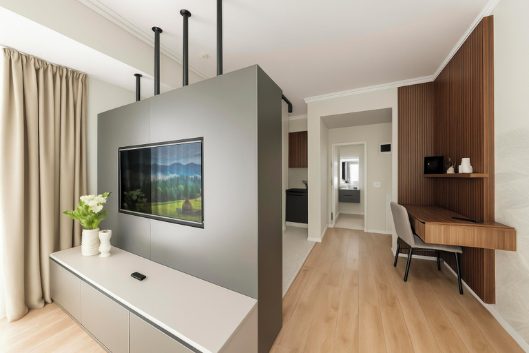 Room 2, ONE66, Brasov