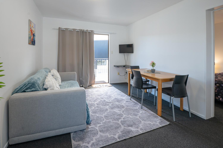 Others 5, Aotea Motel, Christchurch