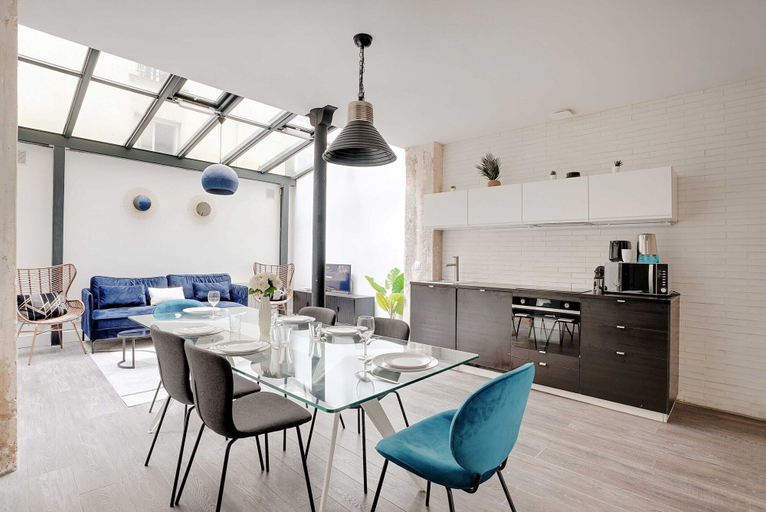 Interior 3, Elegant Apartment -2br/4p - Sacre-coeur, Paris