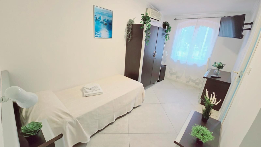 Bedroom 4, Hotel paradiso, Cosenza
