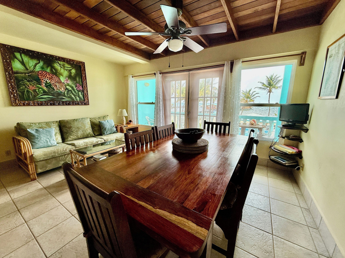 Living area 4, Sunset Beach Resort