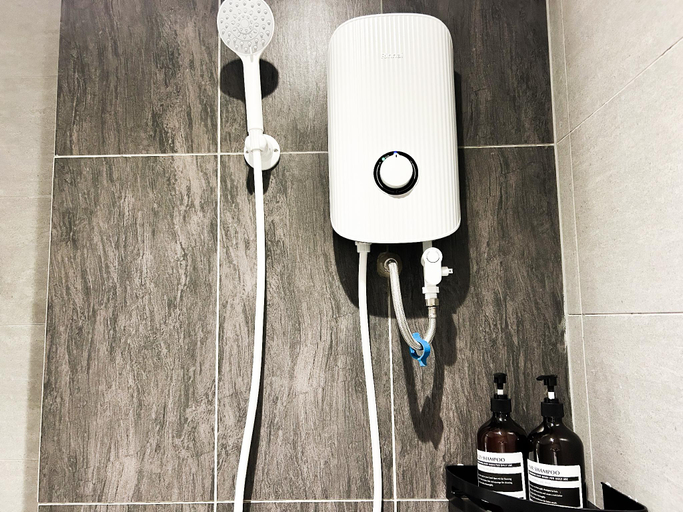 Bathroom 2, Subang Jaya Apartments, Subang Jaya