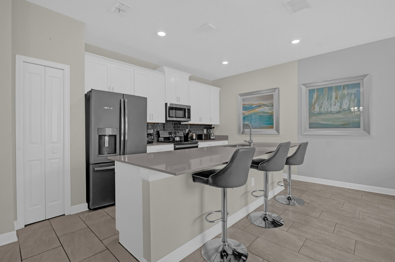 Private kitchen 2, Luxury Davenport Home Perfect Family, Osceola