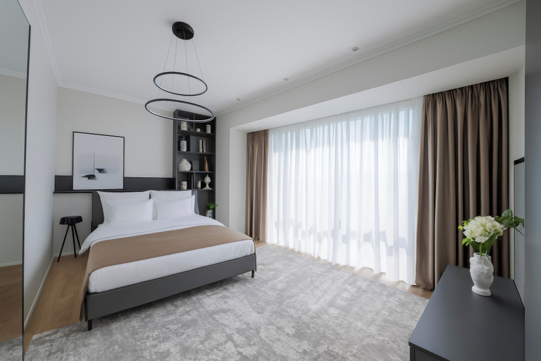 Room 5, ONE66, Brasov