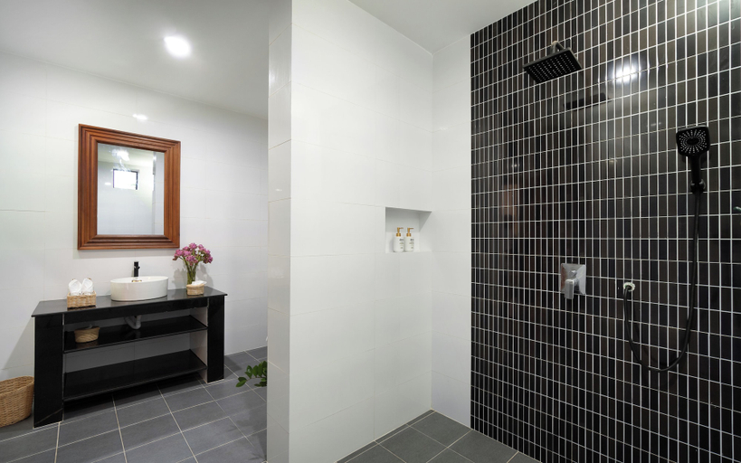 Bathroom 3, Visak Pool Villa, Siem Reap