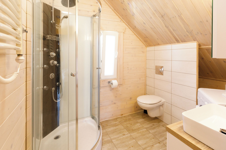 Bathroom 5, Collins Beach, Kołobrzeg