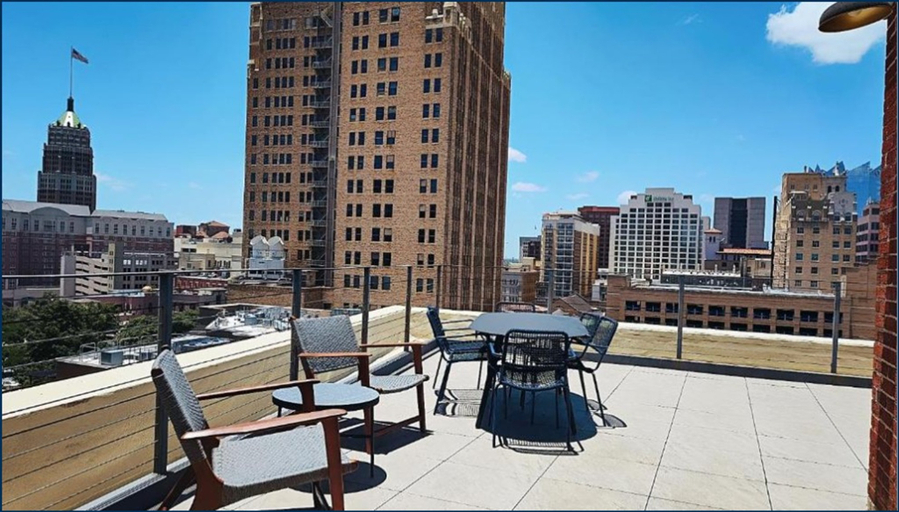 Public Area, The Maverick, powered by Placemakr - River Walk, Bexar