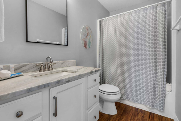 Bathroom 3, Leaning Palms, Escambia