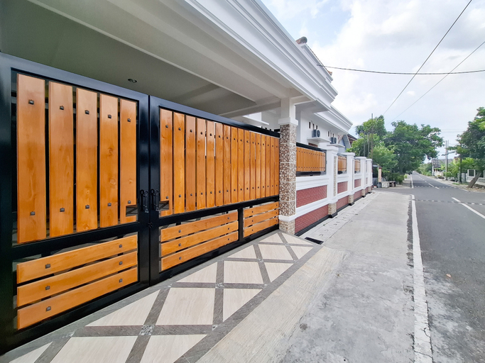 Others 5, Surya Living RedPartner near Suncity Mall Madiun, Madiun