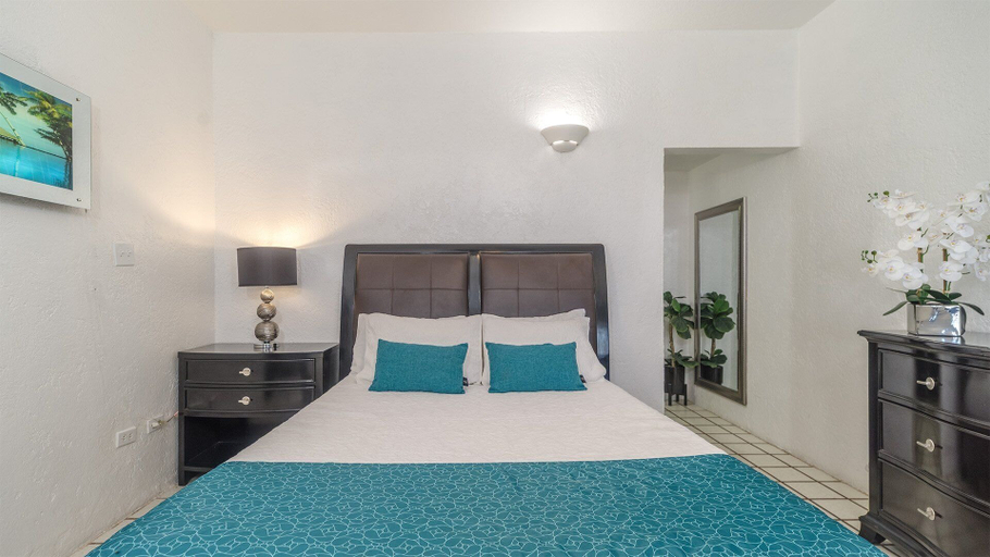 Room 3, Las Gaviotas 436 Mid-century Ocean View Apartment, Puerto Peñasco