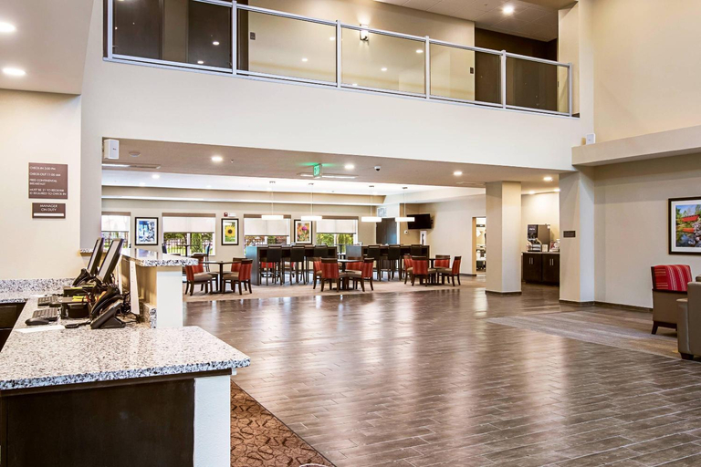 Public Area 2, Comfort Suites Wooster near University Campus, Wayne