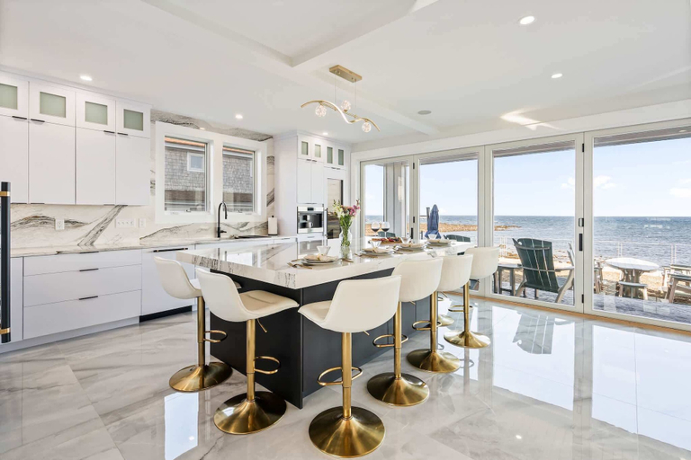 Dining 2, Brand New Home Ocean Views Wolf Appliances, York