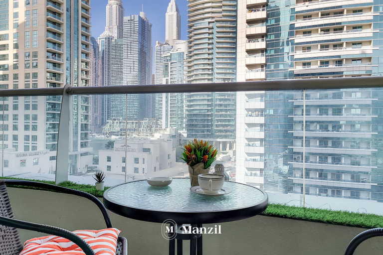 Balcony 4, Manzil-Cozy 1BR in Marina with City View, Dubai