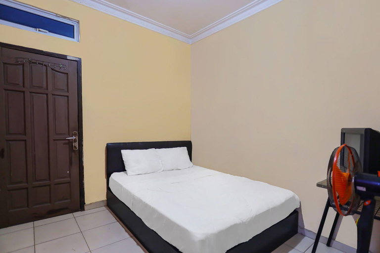 Bedroom 4, Hotel O Pelita Satu, Batam
