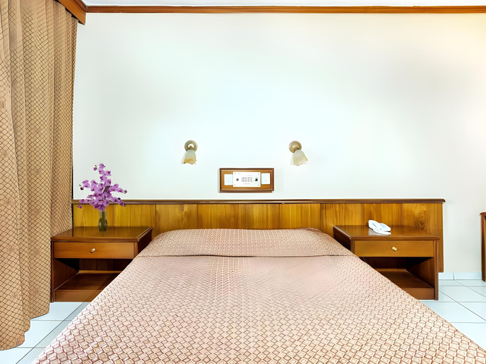 Bedroom, Theoxenia Hotel, Central Macedonia