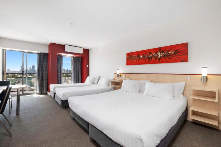 Bedroom 2, Metro Hotel Perth, South Perth, Perth