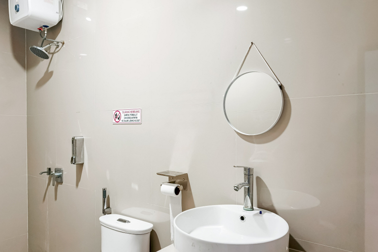Bathroom 5, Urbanview Hotel JD Luxury Brebes, Brebes
