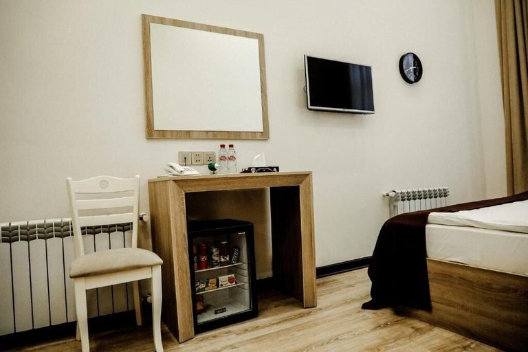 Room amenity, Deluxe Hotel by Zorge street, Baku