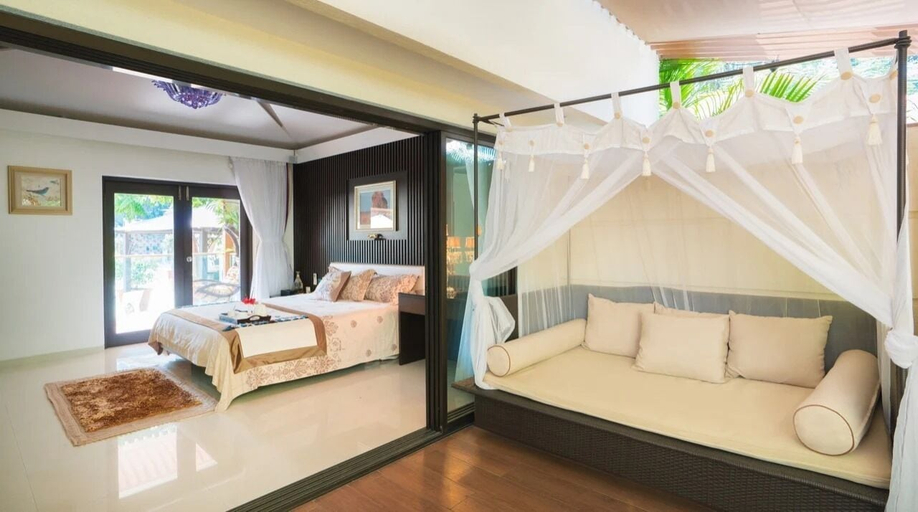 Room 4, Andy's Boutique, Mumbai Suburban