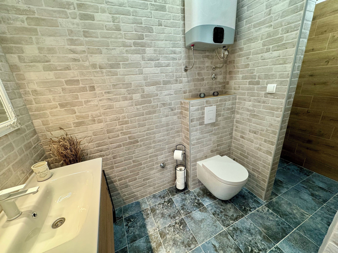 Interior 5, App Jugo, Crikvenica