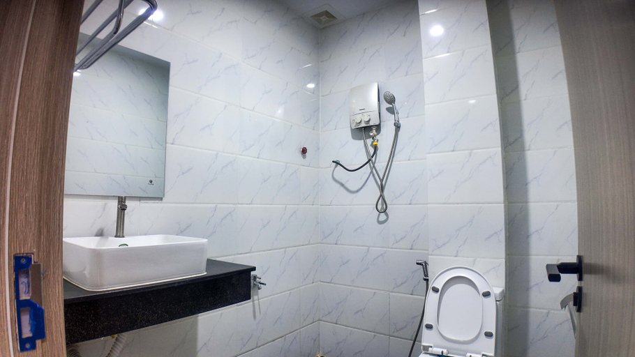 Bathroom, DLSD Hotel, Phnom Penh