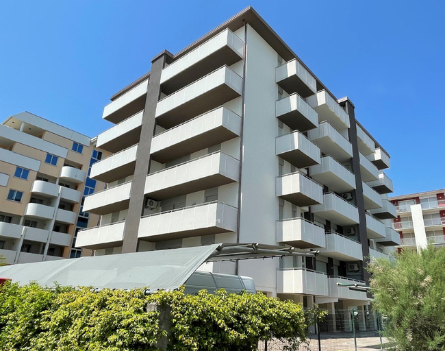 Exterior view 2, Flat in a Modern Coastal Building, Venezia