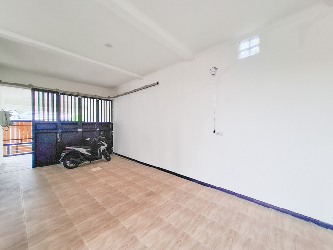 Others 4, Surya Living RedPartner near Suncity Mall Madiun, Madiun