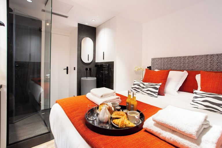 Bedroom 3, Chic Apartment - 2br/6p - Pantheon, Paris