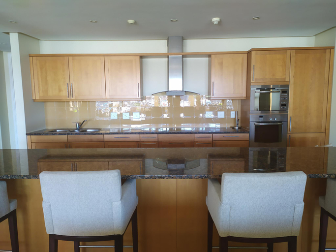 Others, Two Bedroom Apartment - fully furnished and equipped, City of Cape Town