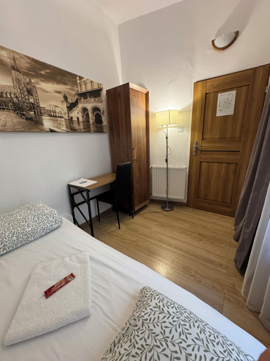 Bedroom 3, Amber Hostel, Kraków City