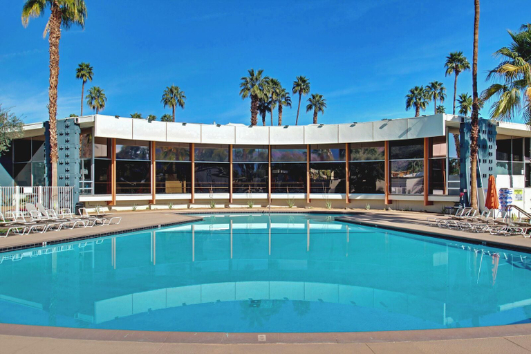 Pool 3, 1957 Modern Hideaway, Riverside