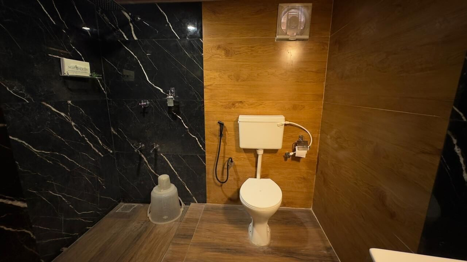 Bathroom 2, Sea Shells Beach Resort, Lakshadweep
