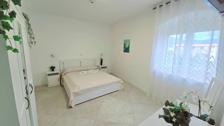 Bedroom 2, Hotel paradiso, Cosenza