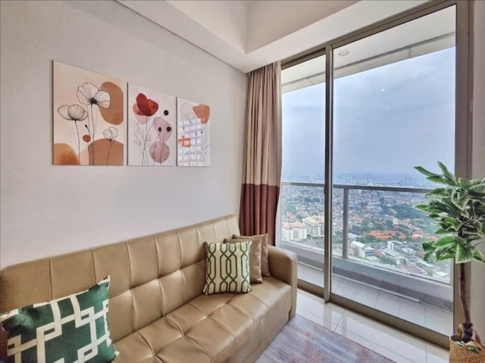 Living area 2, Staysanliving - Taman Anggrek Residence, Jakarta Barat